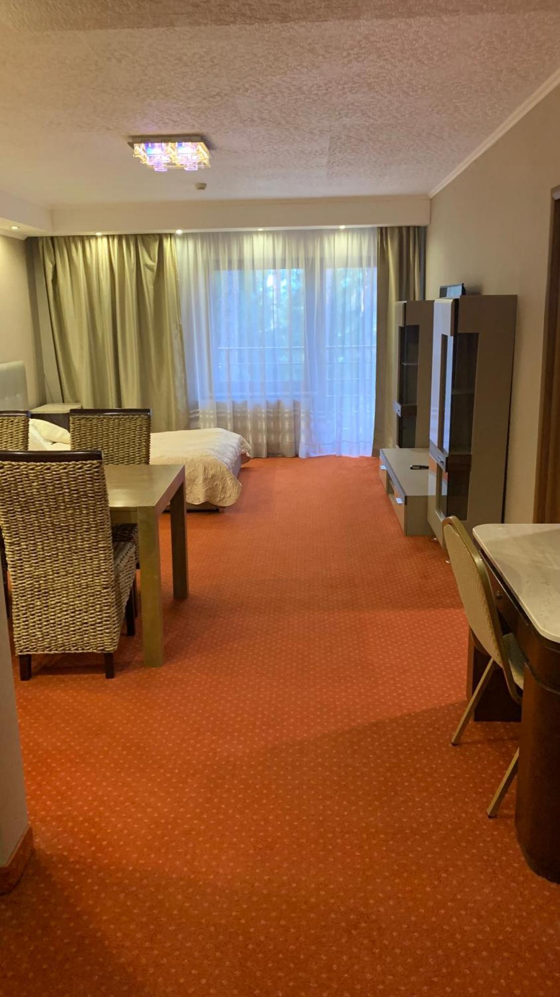 Laguna Resort Spa เอากุสตูฟ ภายนอก รูปภาพ